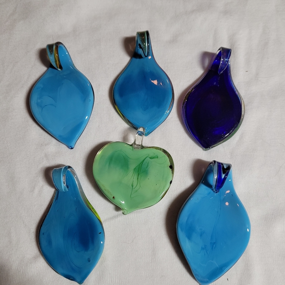 Glass pendants - Picture 2 of 3
